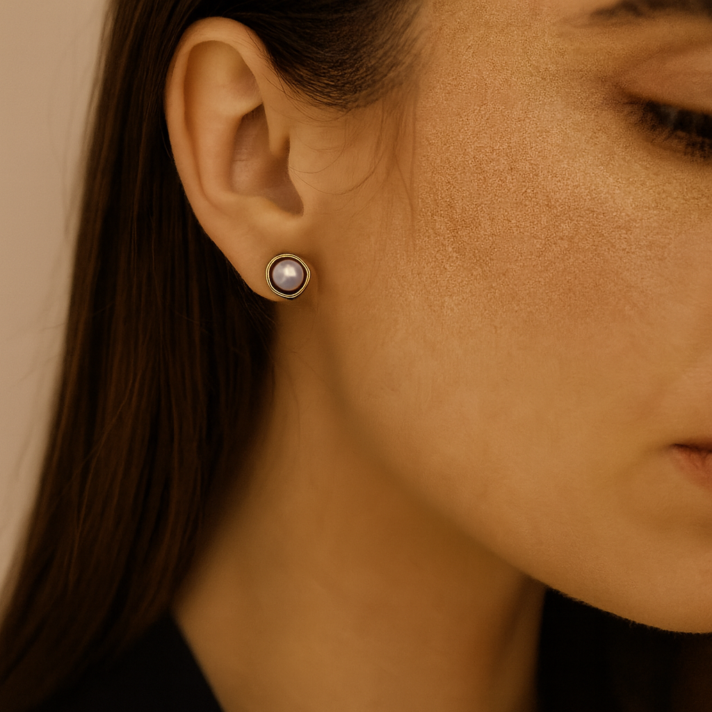 Yvonne - Cercei Eleganți cu Perlă Neagră