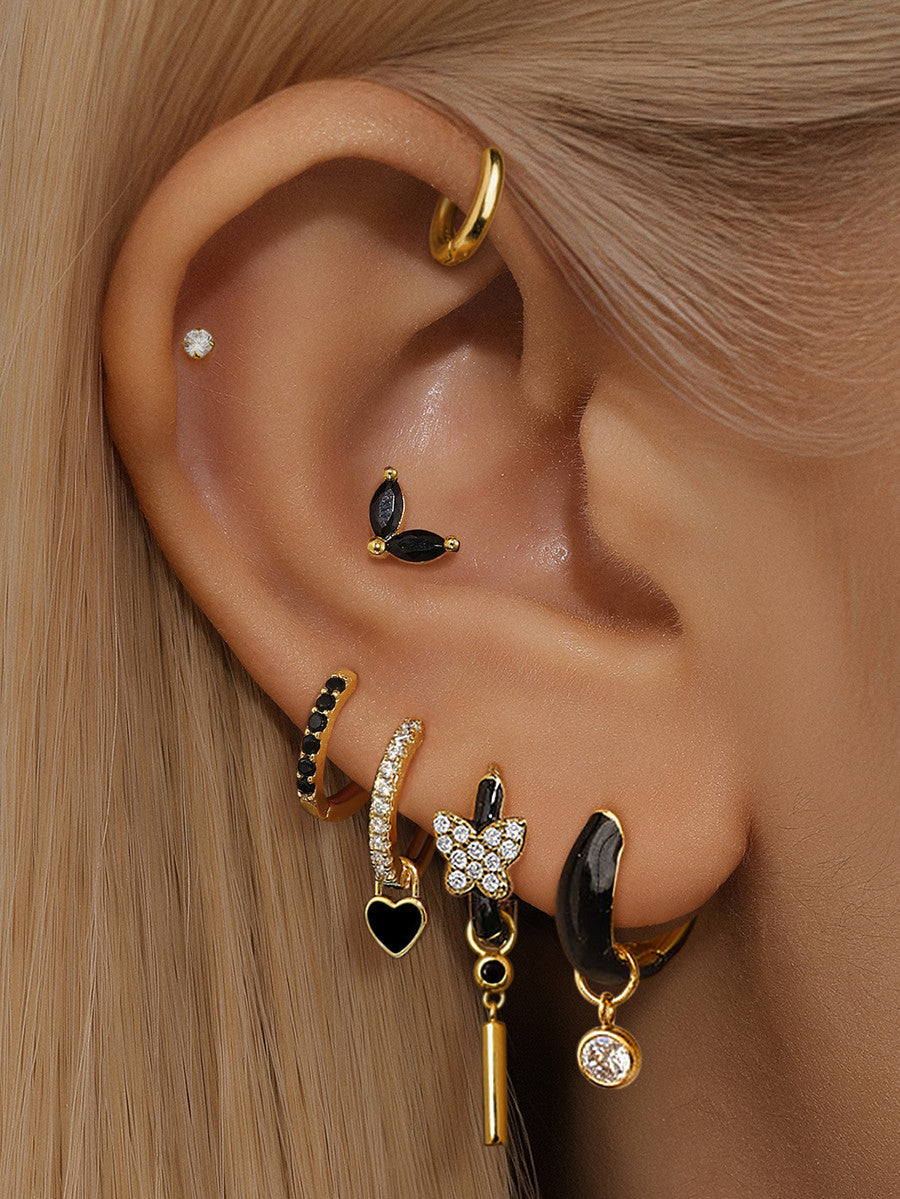 Theresia – Cercei aurii cu curbură moale.