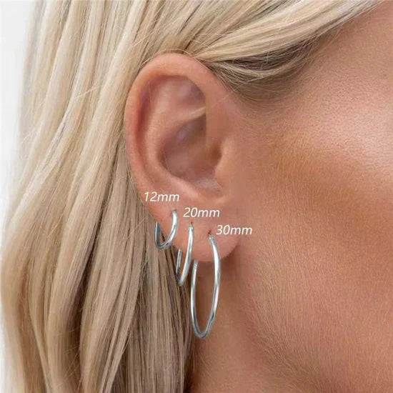 Sabina – Cercei cu o structură strălucitoare.