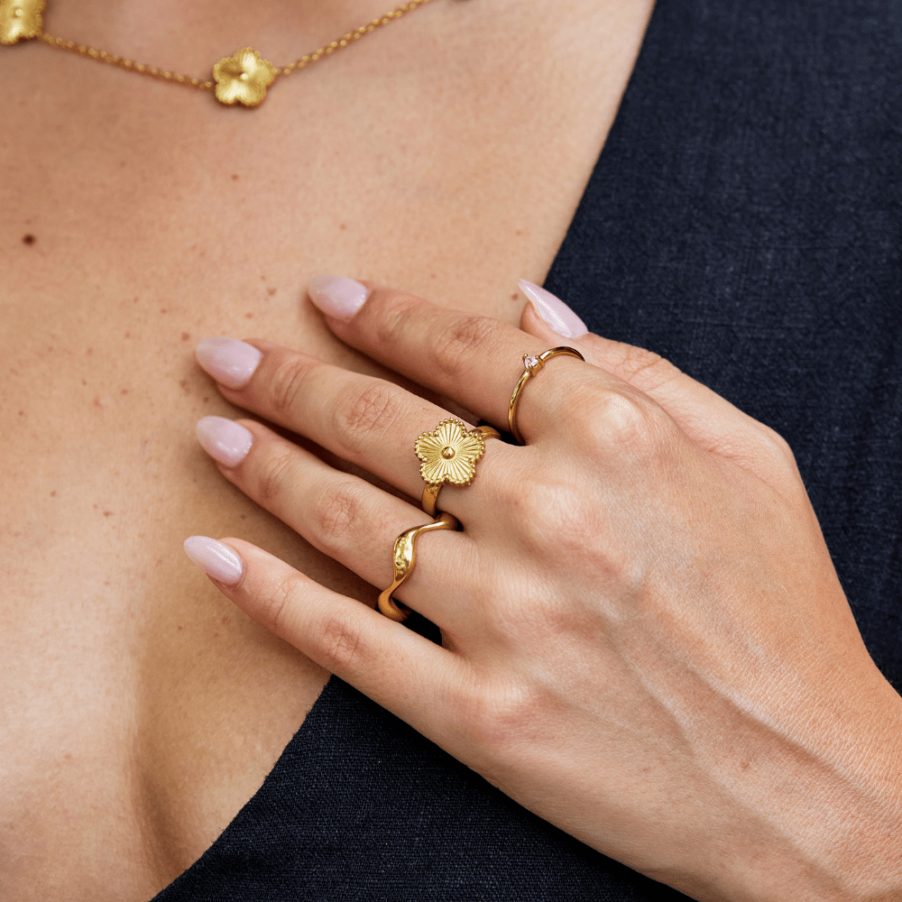 Inel din aur cu trifoi