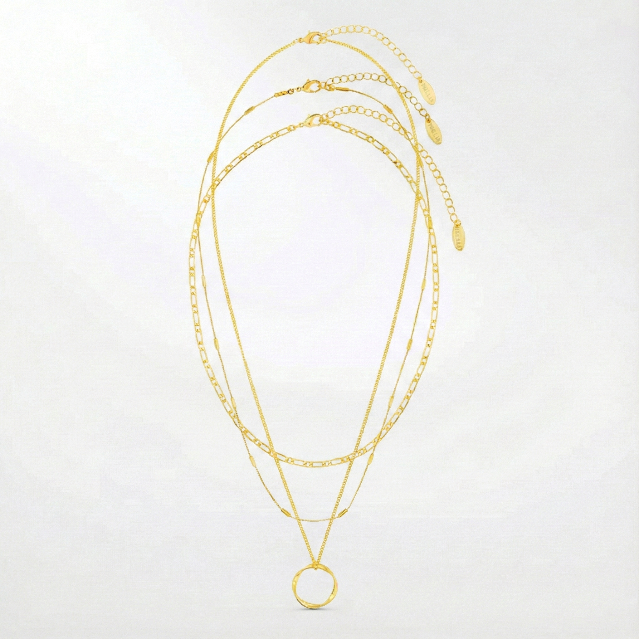 Colier deschis cu trei rânduri