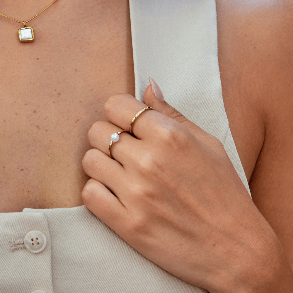 Inel cu perle de apă dulce