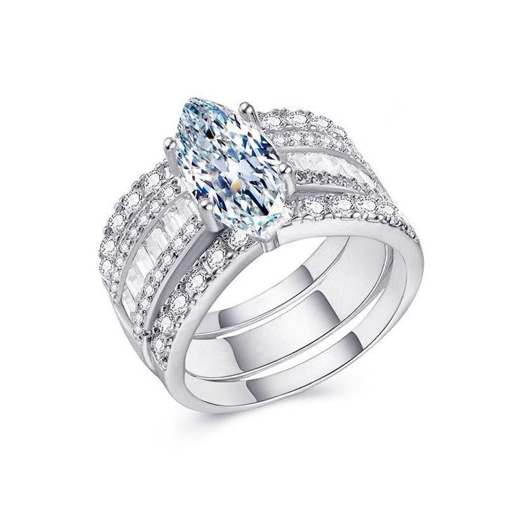 Veronika – Set de inele cu diamante și accente aurii.