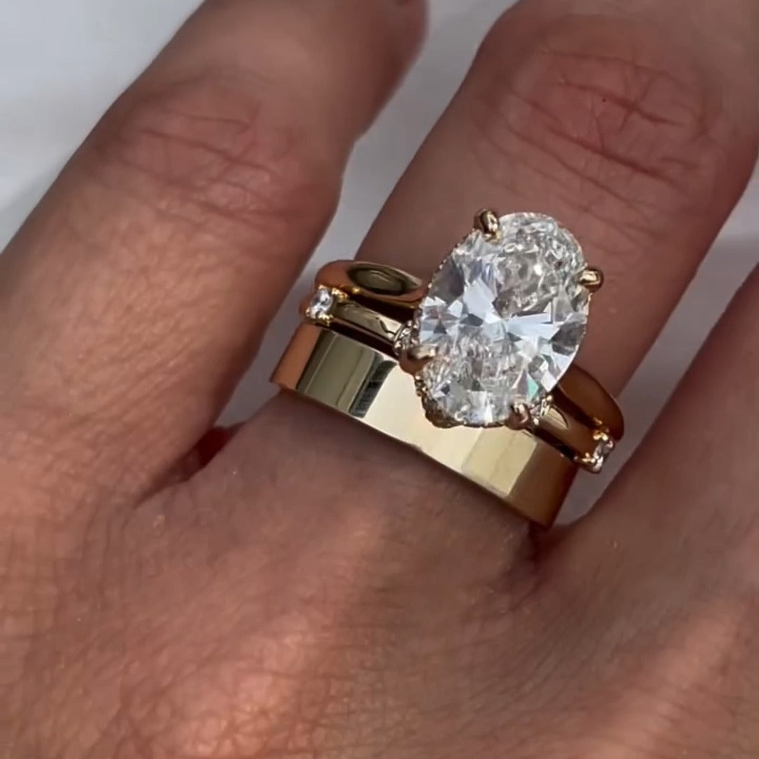 Johana – inel solitar cu diamant rotund.