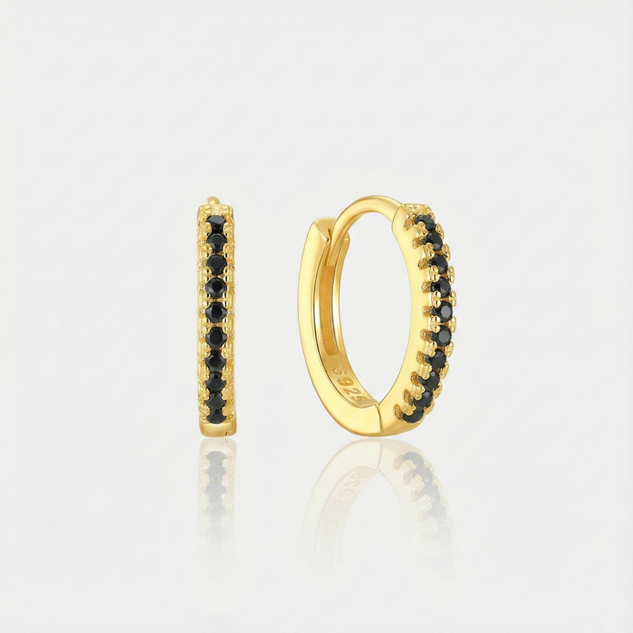 Theresia – Cercei aurii cu curbura moale