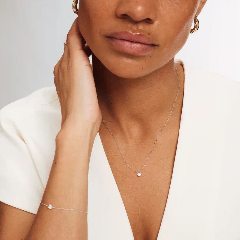 Krave Klára cu piatră de moissanit